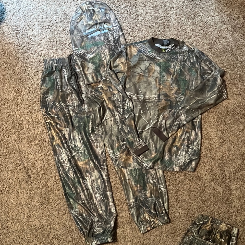 NWOT HECS Hunting 3-Piece Stealthscreen Suit